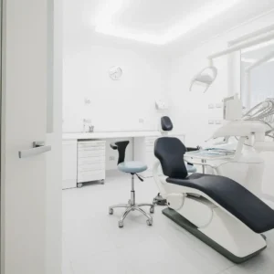 Sala riunito studio dentistico in vendita