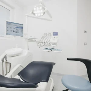 Sala riuniti studio dentistico in vendita